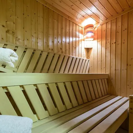 Vila Mediteran Old Town, 5 En-suites And Hot Tub