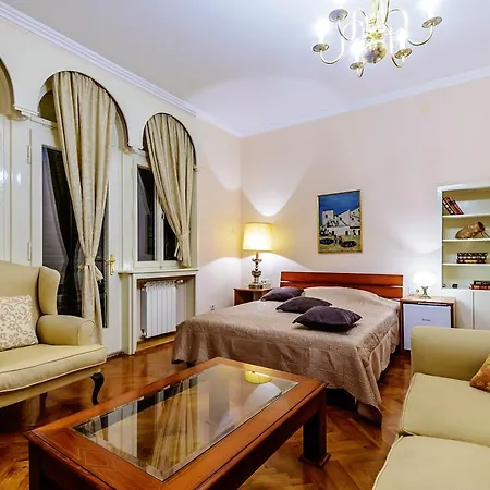 Vila Mediteran Old Town, 5 En-suites And Hot Tub