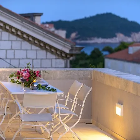 Villa Mediteran Old Town, 5 En-suites And Hot Tub