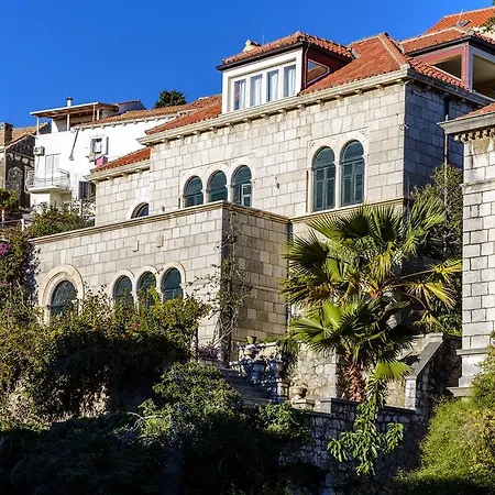 Villa Mediteran Old Town, 5 En-suites And Hot Tub