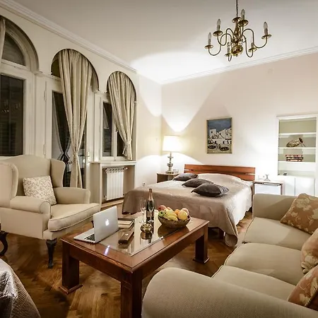 Mediteran Old Town, 5 En-suites And Hot Tub Villa *