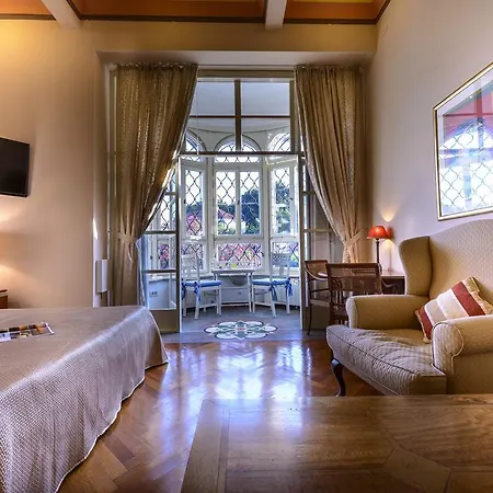 Mediteran Old Town, 5 En-suites And Hot Tub