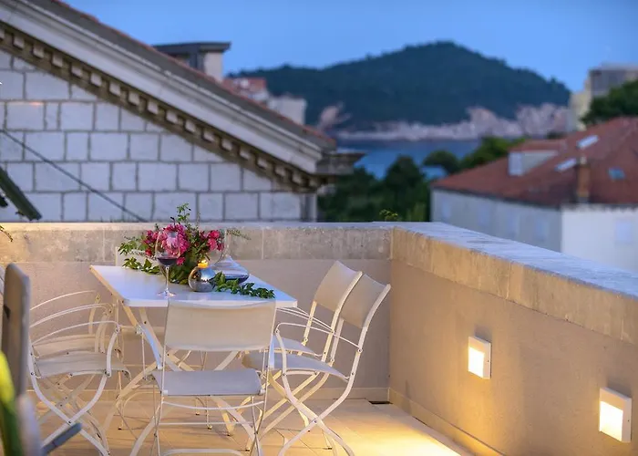 Villa Mediteran Old Town, 5 En-suites And Hot Tub